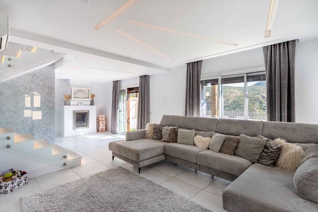 4 makuuhuone Omakotitalo myytävänä paikassa Benahavís pueblo, Benahavís mukana uima-altaan - 925 000 € (Ref: 9558698)