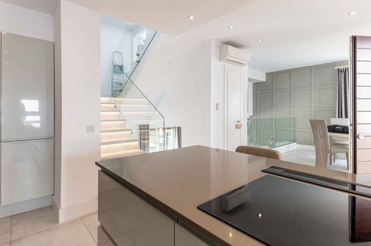 4 Zimmer Haus zu verkaufen in Benahavis mit Pool - 925.000 € (Ref: 9558698)