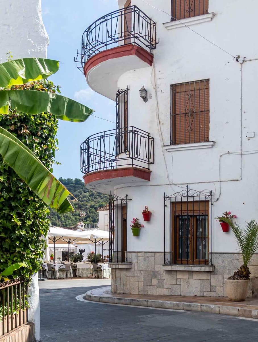 4 Zimmer Haus zu verkaufen in Benahavis mit Pool - 925.000 € (Ref: 9558698)