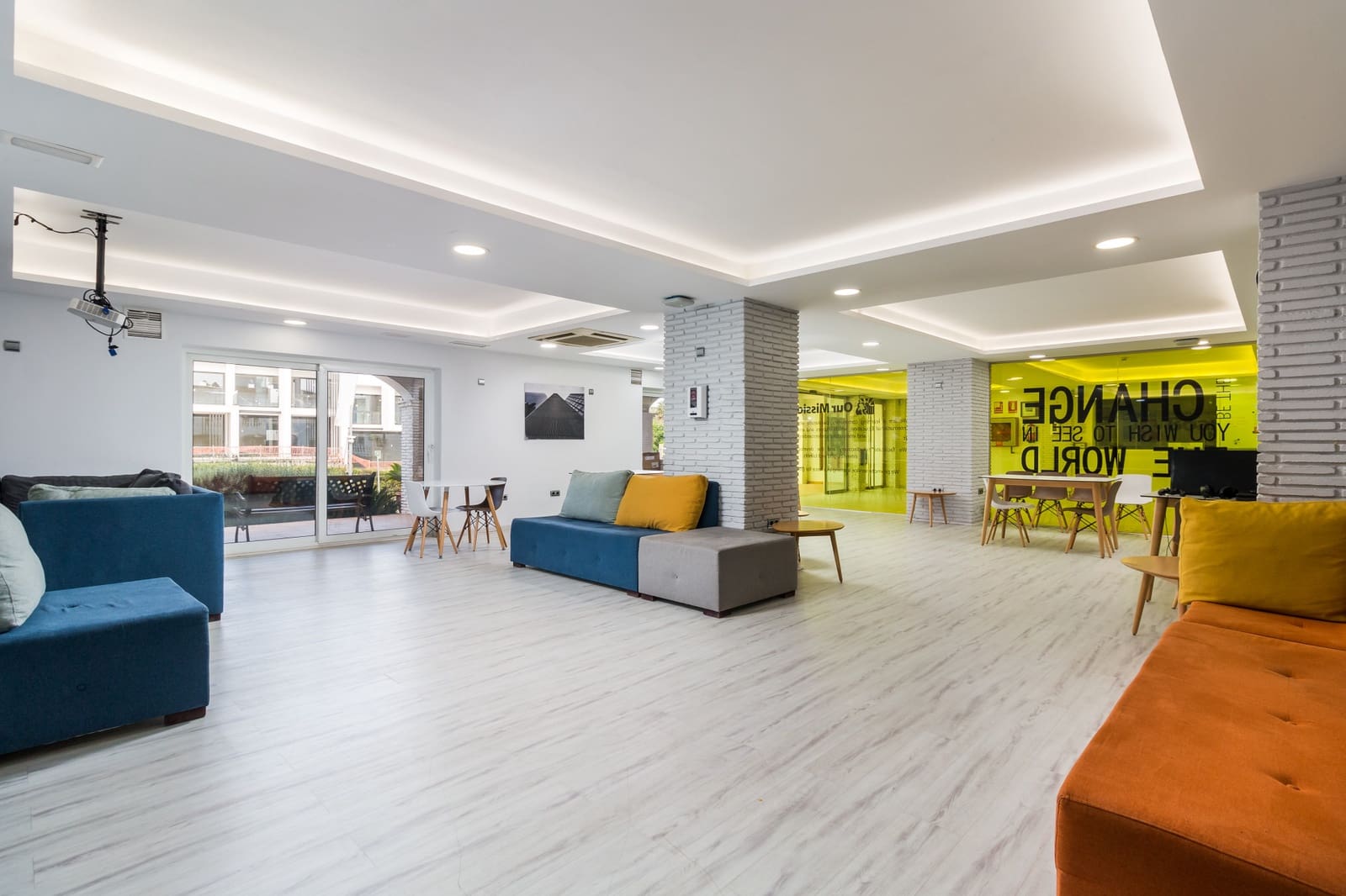 84 soveværelse Hotel til salg i San Roque - € 11.700.000 (Ref: 9586682)