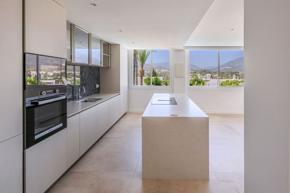 2 sovrum Lägenhet till salu i Nueva Andalucia - 680 000 € (Ref: 9586686)