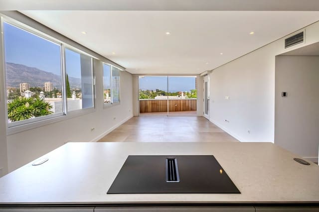 2 sovrum Lägenhet till salu i La Dama de Noche - La Alzambra, Marbella - 680 000 € (Ref: 9586686)