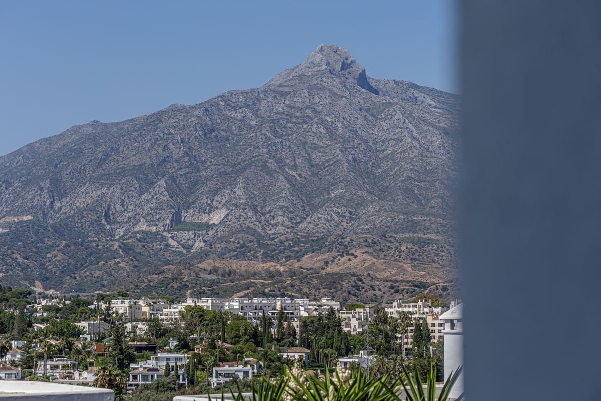 2 sovrum Lägenhet till salu i Nueva Andalucia - 680 000 € (Ref: 9586686)