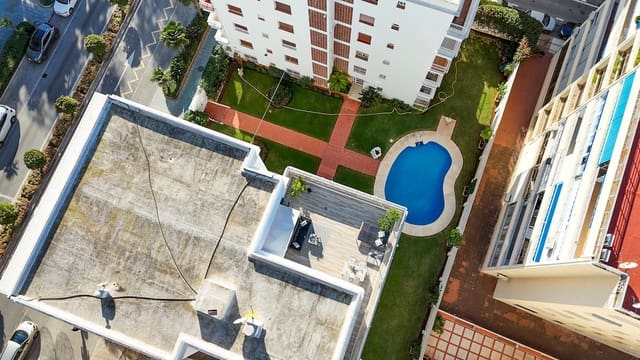 1 camera da letto Attico in vendita in Marbella con piscina garage - 450.000 € (Rif: 9586687)