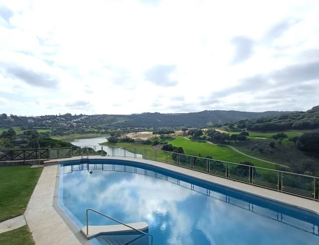 2 sypialnia Penthouse na sprzedaż w Sotogrande Alto, San Roque z basenem - 475 000 € (Ref: 9586688)