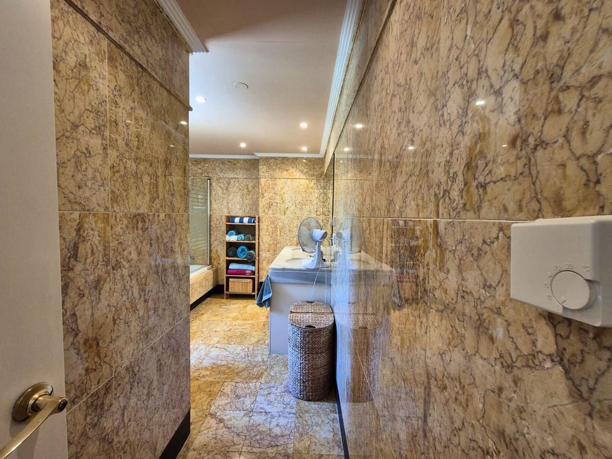 2 sypialnia Penthouse na sprzedaż w Sotogrande z basenem - 475 000 € (Ref: 9586688)