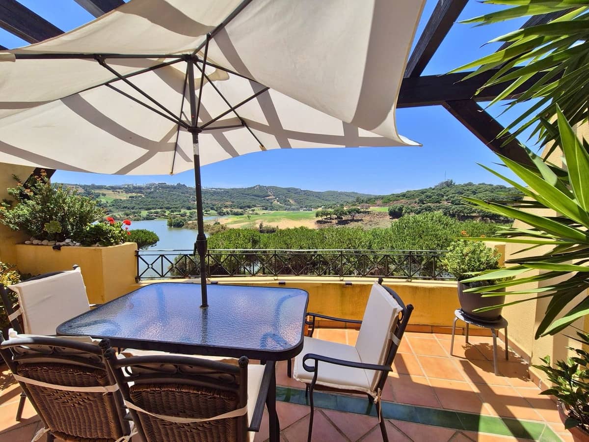 2 sypialnia Penthouse na sprzedaż w Sotogrande z basenem - 475 000 € (Ref: 9586688)