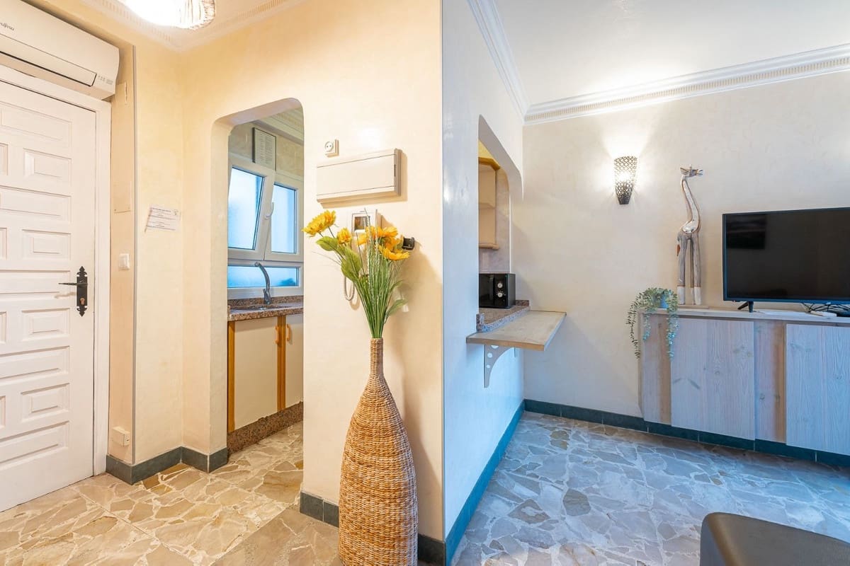 15 bedroom Hotel for sale in Torremolinos - € 4,300,000 (Ref: 9586691)