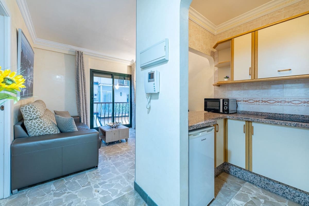 15 bedroom Hotel for sale in Torremolinos - € 4,300,000 (Ref: 9586691)