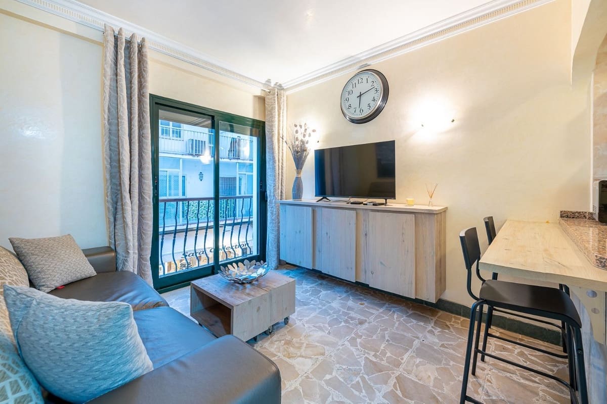 15 bedroom Hotel for sale in Torremolinos - € 4,300,000 (Ref: 9586691)