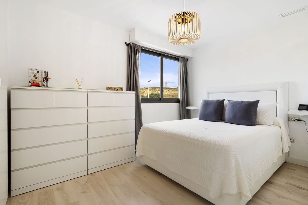 3 Zimmer Penthouse zu verkaufen in La Cala de Mijas mit Pool - 525.000 € (Ref: 9586695)