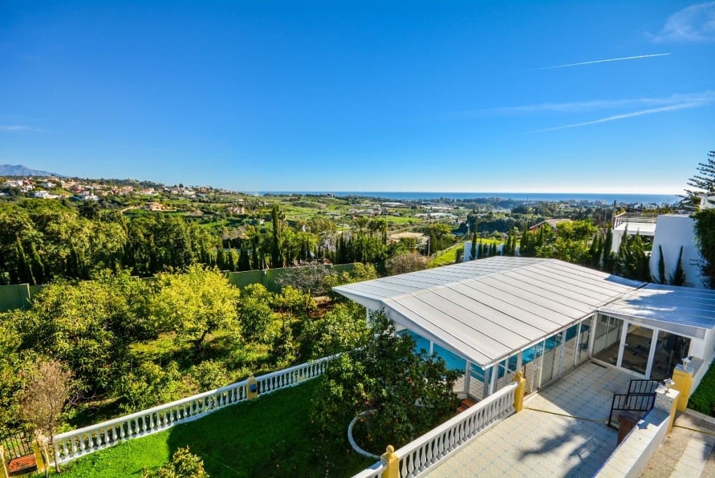 8 sovrum Villa till salu i Estepona med pool garage - 2 100 000 € (Ref: 9588031)