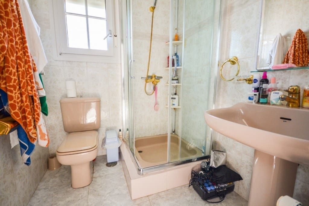 8 sovrum Villa till salu i Estepona med pool garage - 2 100 000 € (Ref: 9588031)