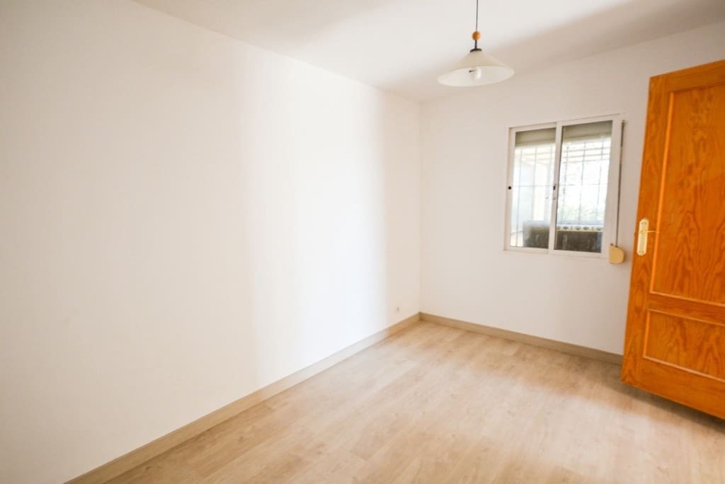 8 sovrum Villa till salu i Estepona med pool garage - 2 100 000 € (Ref: 9588031)