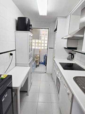 2 sovrum Lägenhet till salu i La Dama de Noche - La Alzambra, Marbella med pool garage - 440 000 € (Ref: 9588033)