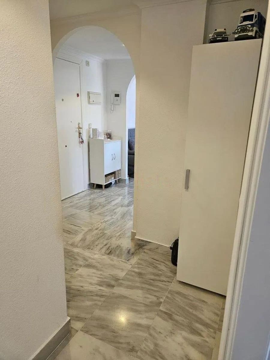 2 sovrum Lägenhet till salu i Nueva Andalucia med pool garage - 440 000 € (Ref: 9588033)