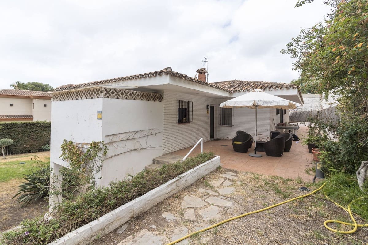 3 Zimmer Villa zu verkaufen in Benalmadena mit Pool - 870.000 € (Ref: 9591487)