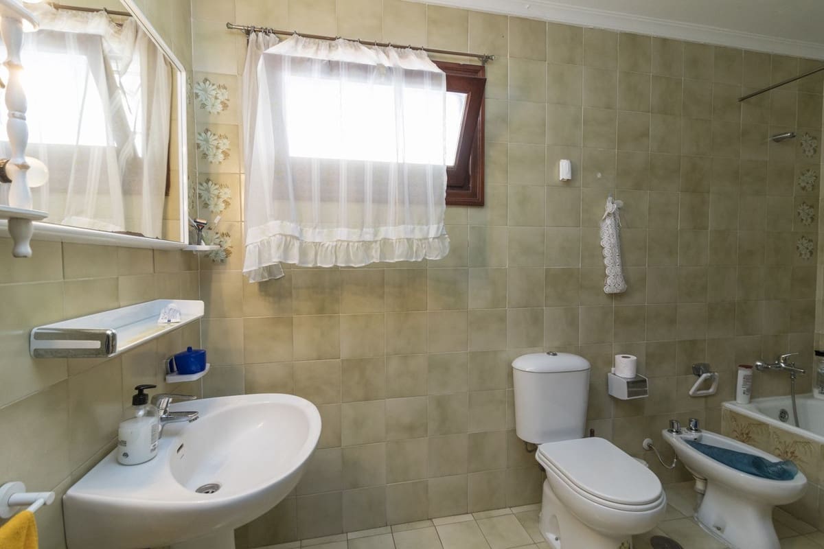 3 Zimmer Villa zu verkaufen in Benalmadena mit Pool - 870.000 € (Ref: 9591487)