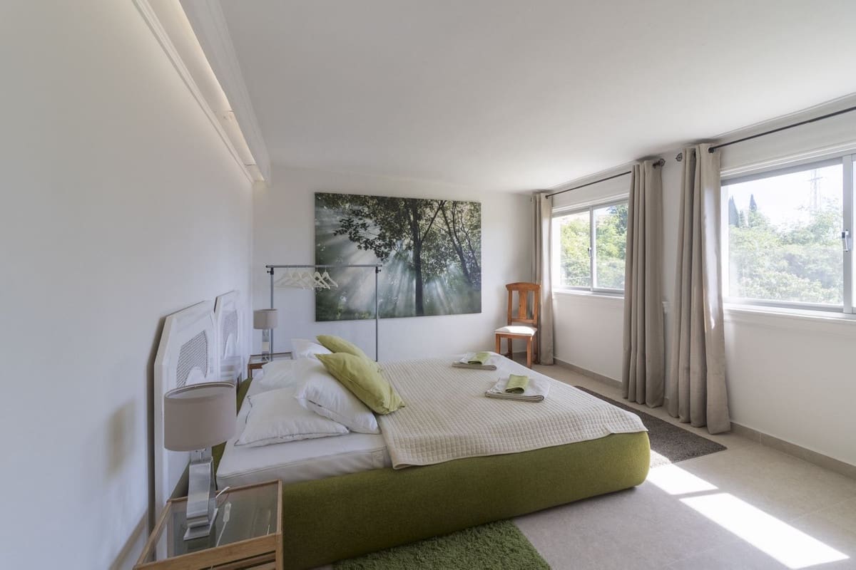 6 soveværelse Villa til salg i Mijas med swimmingpool - € 950.000 (Ref: 9591488)