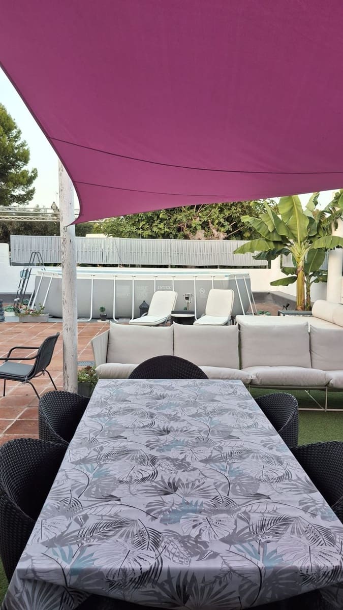 3 soveværelse Villa til salg i San Pedro de Alcantara med swimmingpool garage - € 1.050.000 (Ref: 9591491)