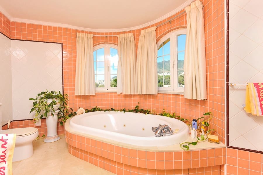 4 Zimmer Villa zu verkaufen in Benalmadena mit Pool Garage - 1.600.000 € (Ref: 9591493)