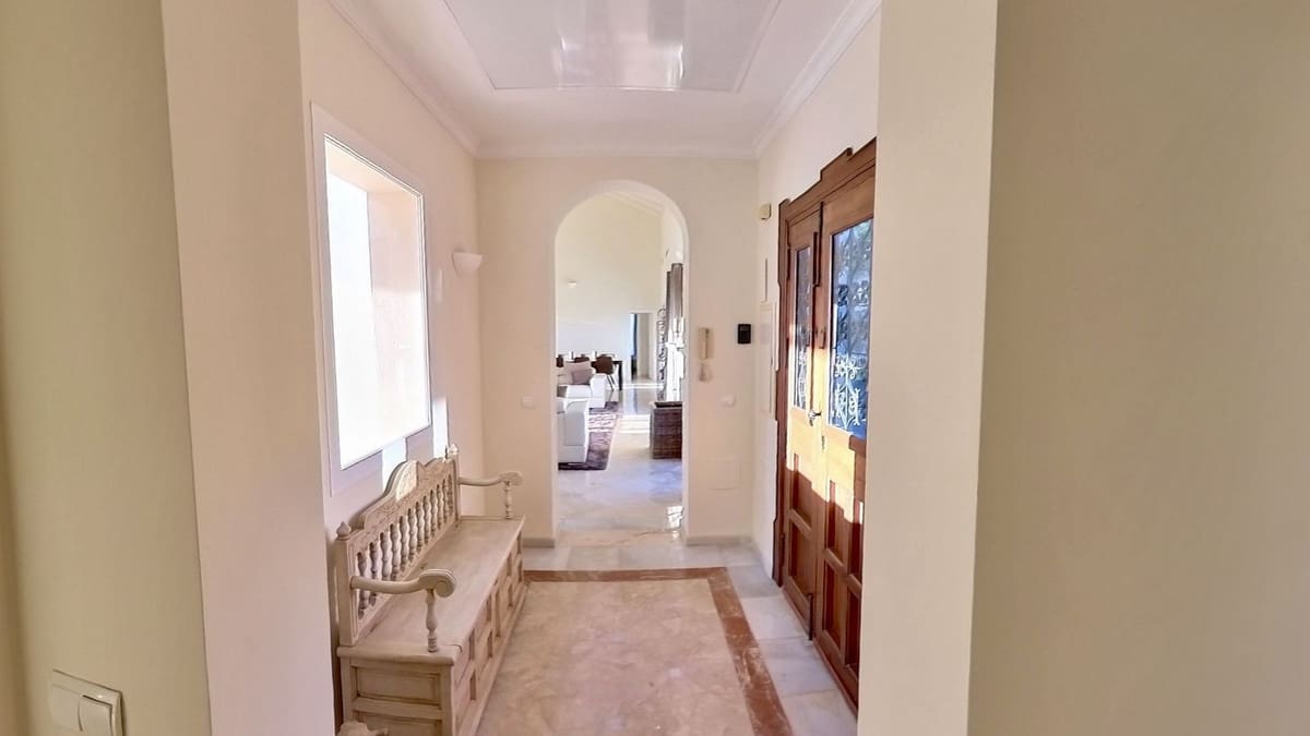 Chalet de 4 habitaciones en Golden Mile en venta con piscina - 1.600.000 € (Ref: 9591494)