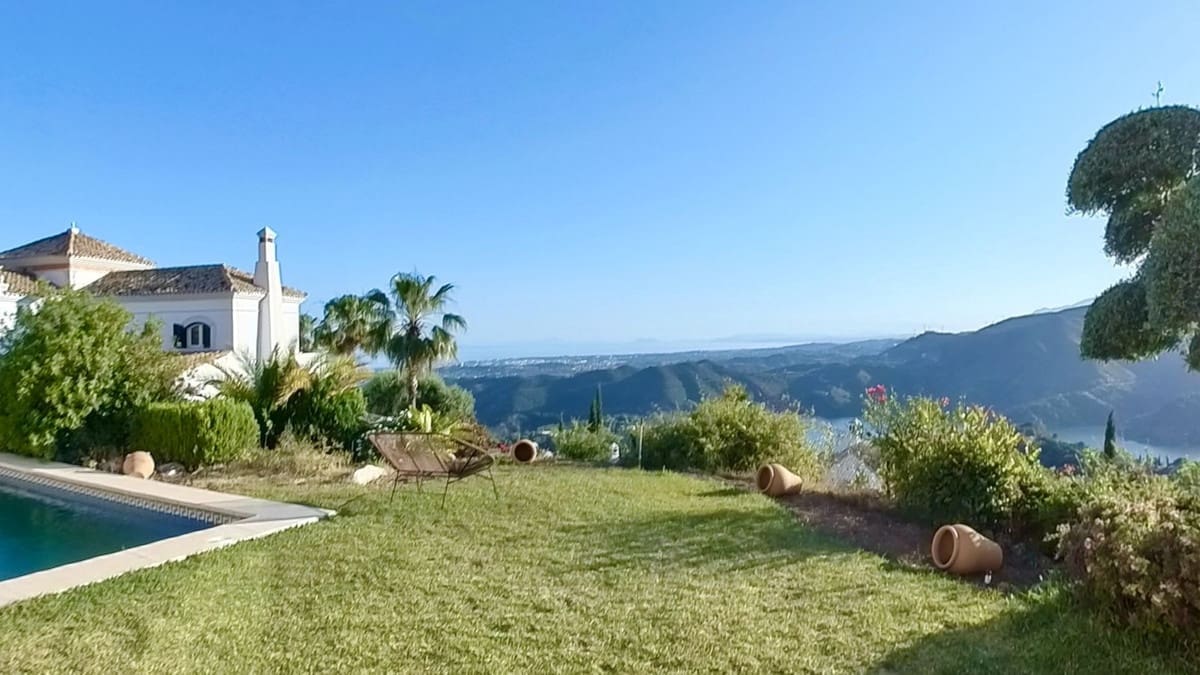 Chalet de 4 habitaciones en Golden Mile en venta con piscina - 1.600.000 € (Ref: 9591494)