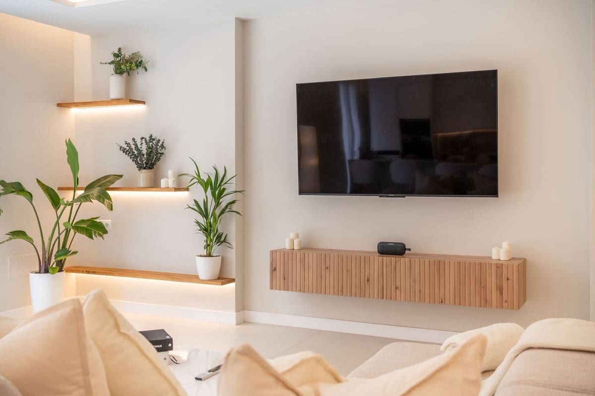 Apartamento de 3 habitaciones en Nueva Andalucia en venta con piscina garaje - 795.000 € (Ref: 9598484)