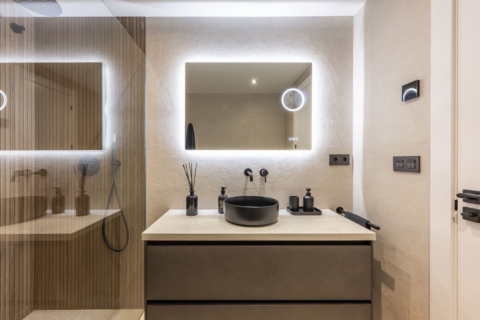 Apartamento de 3 habitaciones en Nueva Andalucia en venta con piscina - 785.000 € (Ref: 9598485)