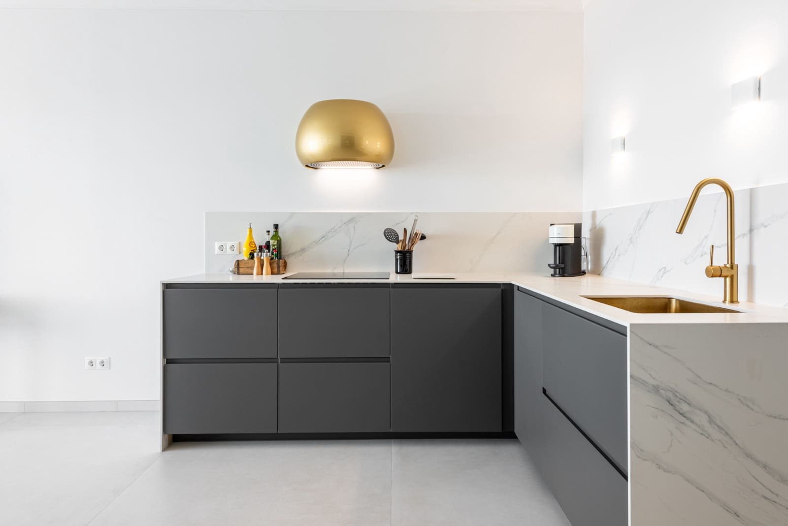 3 makuuhuone Huoneisto myytävänä paikassa Benahavis mukana uima-altaan - 695 000 € (Ref: 9598487)