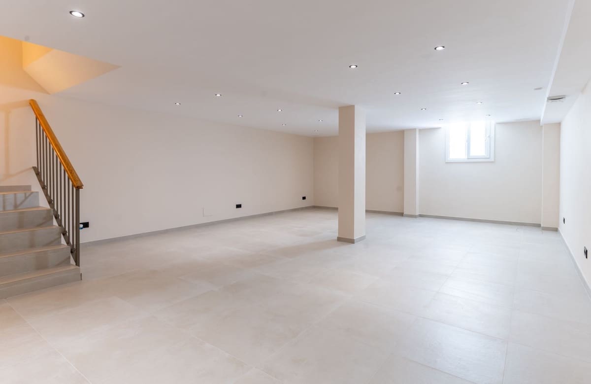 4 bedroom Townhouse for sale in Cancelada with pool - € 695,000 (Ref: 9598489)