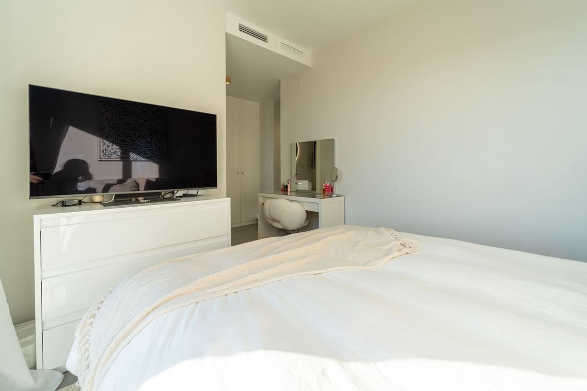 3 quarto Moradia Geminada para venda em Riviera del Sol com piscina - 690 000 € (Ref: 9598493)