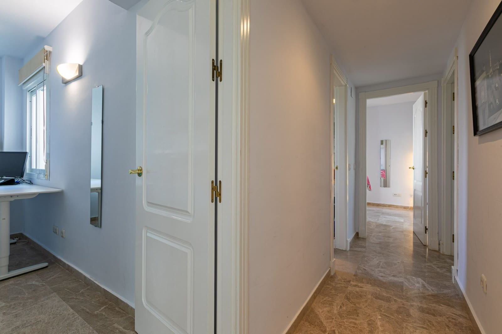 Apartamento de 3 habitaciones en Nueva Andalucia en venta con piscina - 599.000 € (Ref: 9601207)