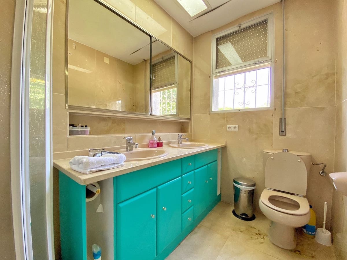 4 camera da letto Villa in vendita in Marbella con piscina - 1.600.000 € (Rif: 9601211)