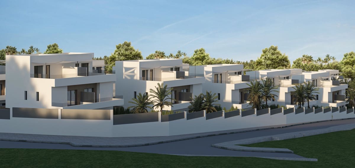 3 Zimmer Doppelhaus zu verkaufen in Estepona mit Pool Garage - 785.000 € (Ref: 9601214)
