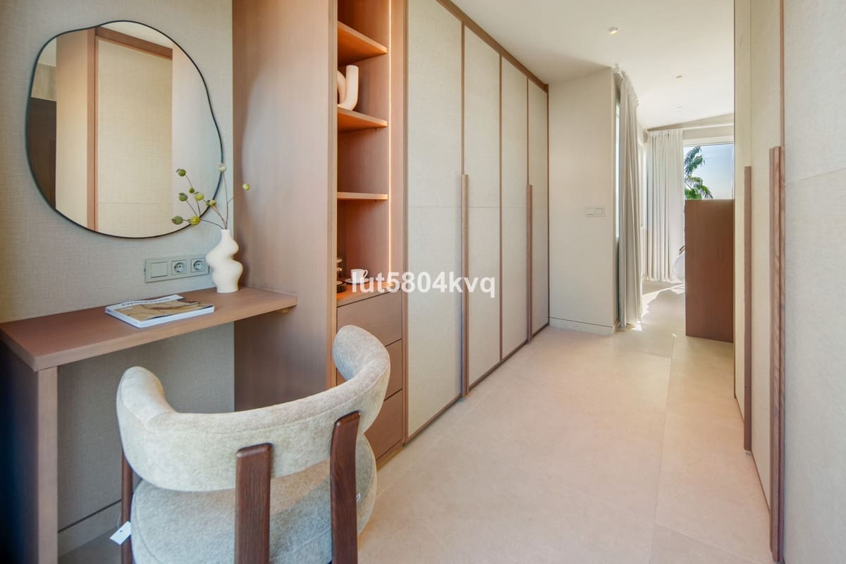 4 camera da letto Villetta Bifamiliare in vendita in Golden Mile con piscina - 2.595.000 € (Rif: 9601215)