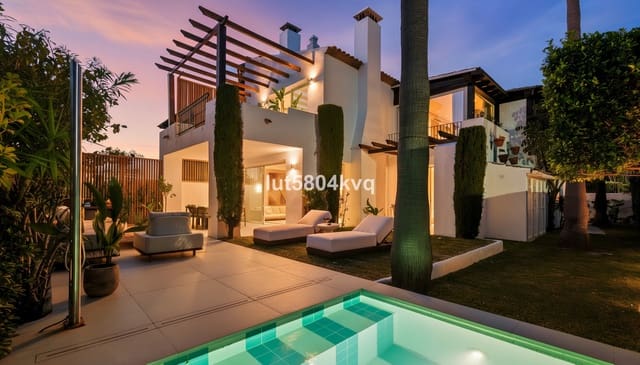 4 camera da letto Villetta Bifamiliare in vendita in Golden Mile, Marbella con piscina - 2.595.000 € (Rif: 9601215)