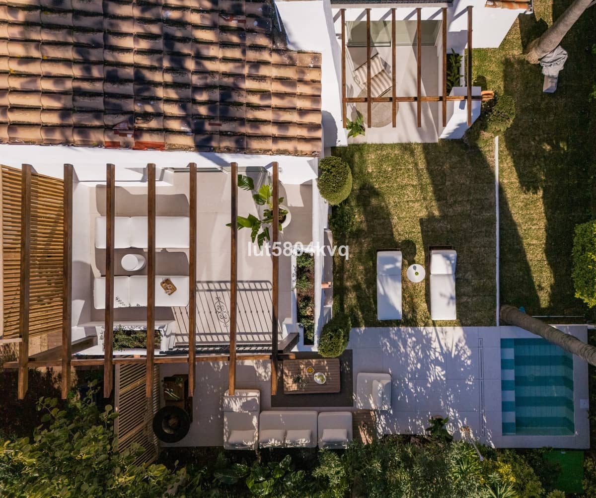 4 camera da letto Villetta Bifamiliare in vendita in Golden Mile con piscina - 2.595.000 € (Rif: 9601215)