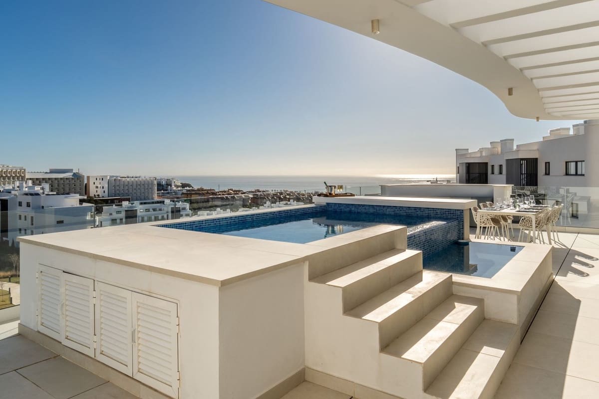 3 sypialnia Penthouse na sprzedaż w Fuengirola z basenem - 1 499 000 € (Ref: 9601221)