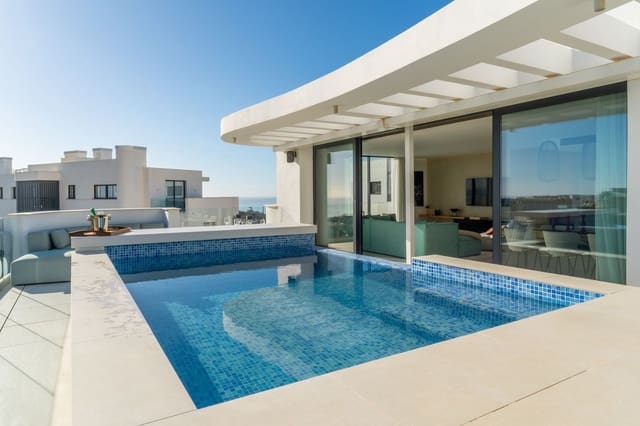 3 sypialnia Penthouse na sprzedaż w Centro ciudad, Fuengirola z basenem - 1 499 000 € (Ref: 9601221)