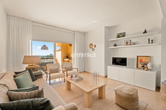 2 soveværelse Lejlighed til salg i Elviria, Marbella med swimmingpool - € 625.000 (Ref: 9601228)