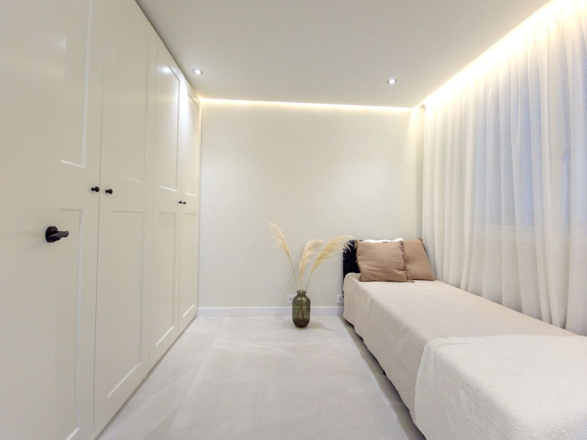 3 sovrum Lägenhet till salu i Miraflores med pool - 595 000 € (Ref: 9601230)