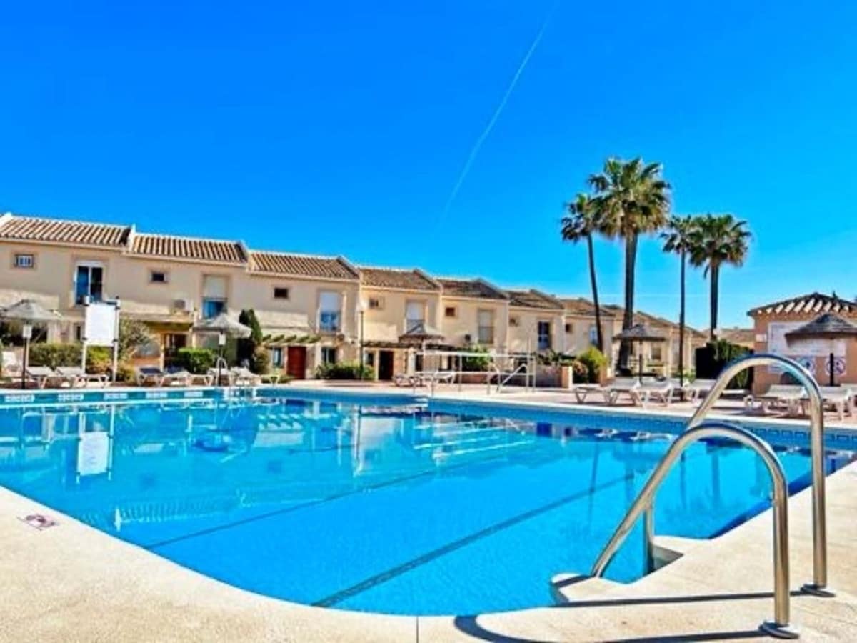 2 sovrum Hus till salu i Mijas Costa med pool - 579 000 € (Ref: 9601233)