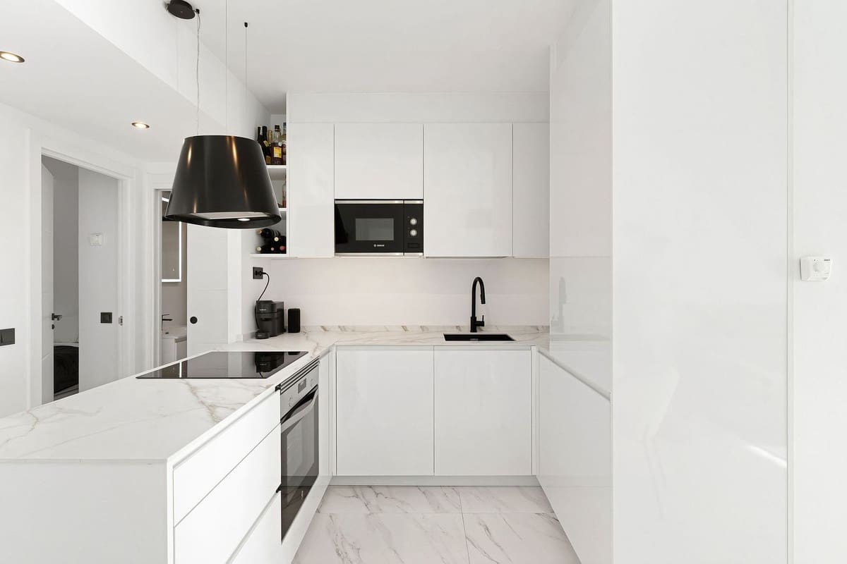 3 sovrum Lägenhet till salu i Calahonda med pool - 429 000 € (Ref: 9601239)