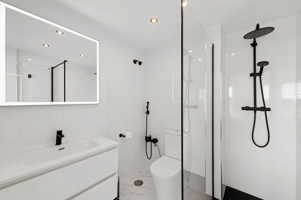 3 sovrum Lägenhet till salu i Calahonda med pool - 429 000 € (Ref: 9601239)