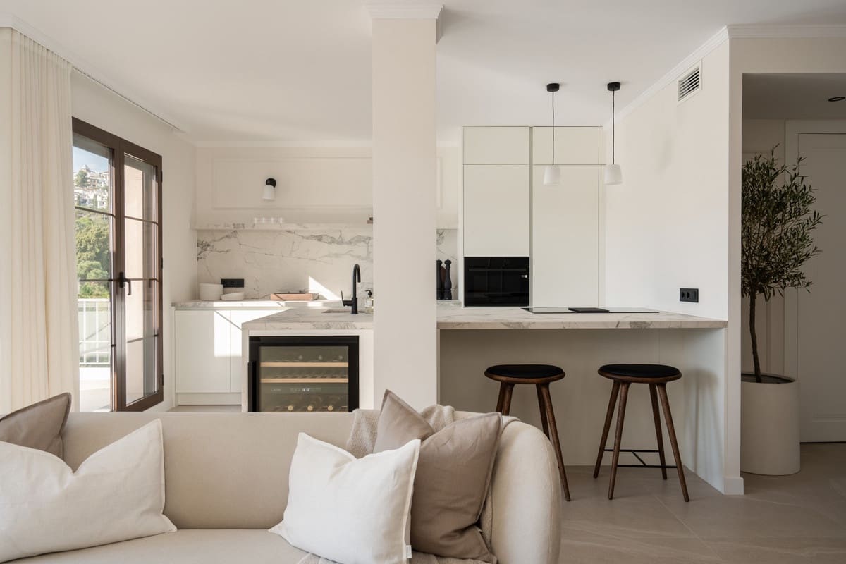 3 makuuhuone Kattohuoneisto myytävänä paikassa Los Arqueros mukana uima-altaan - 849 000 € (Ref: 9601240)