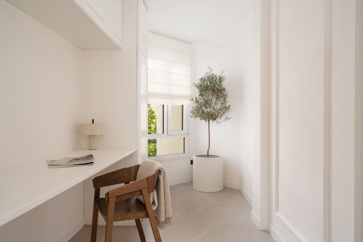 3 makuuhuone Kattohuoneisto myytävänä paikassa Los Arqueros mukana uima-altaan - 849 000 € (Ref: 9601240)