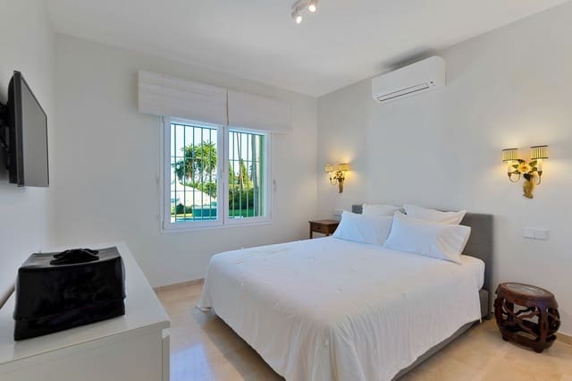 3 camera da letto Villa in vendita in El Paraiso, Estepona con piscina garage - 1.650.000 € (Rif: 9601241)