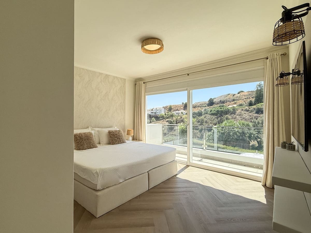 3 soveværelse Villa til salg i La Cala Golf med swimmingpool garage - € 1.095.000 (Ref: 9601243)