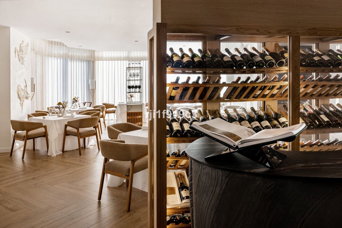 3 soveværelse Lejlighed til salg i Elviria med swimmingpool - € 548.000 (Ref: 9601245)